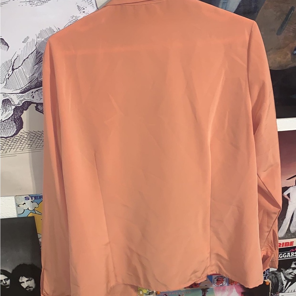 Button down - Picture 2 of 2